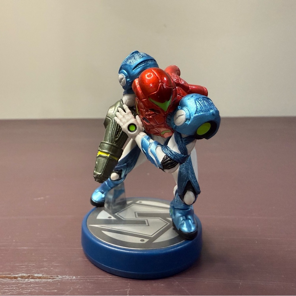 Nintendo Amiibo Figure - Red, Blue, and Gray